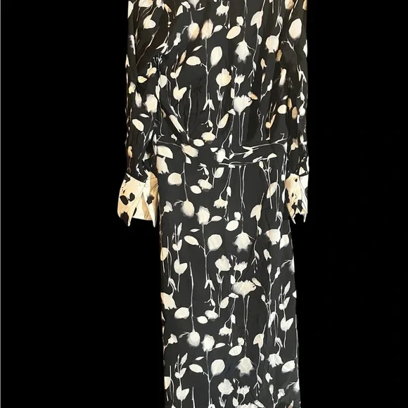 Equipment Femme Neema Silk Wrap Midi Dress Floral Black NWT Size 6 - Picture 2 of 4